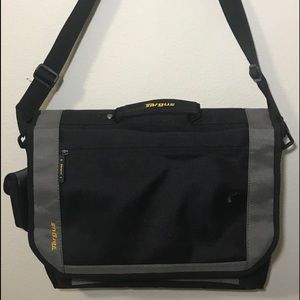 TARGUS 15.6 Laptop Bag Safe Port Protected